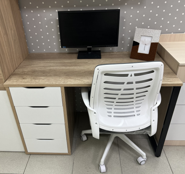 Стол Соло 1200 мм (дуб каньон + белый)  от Династия Kids